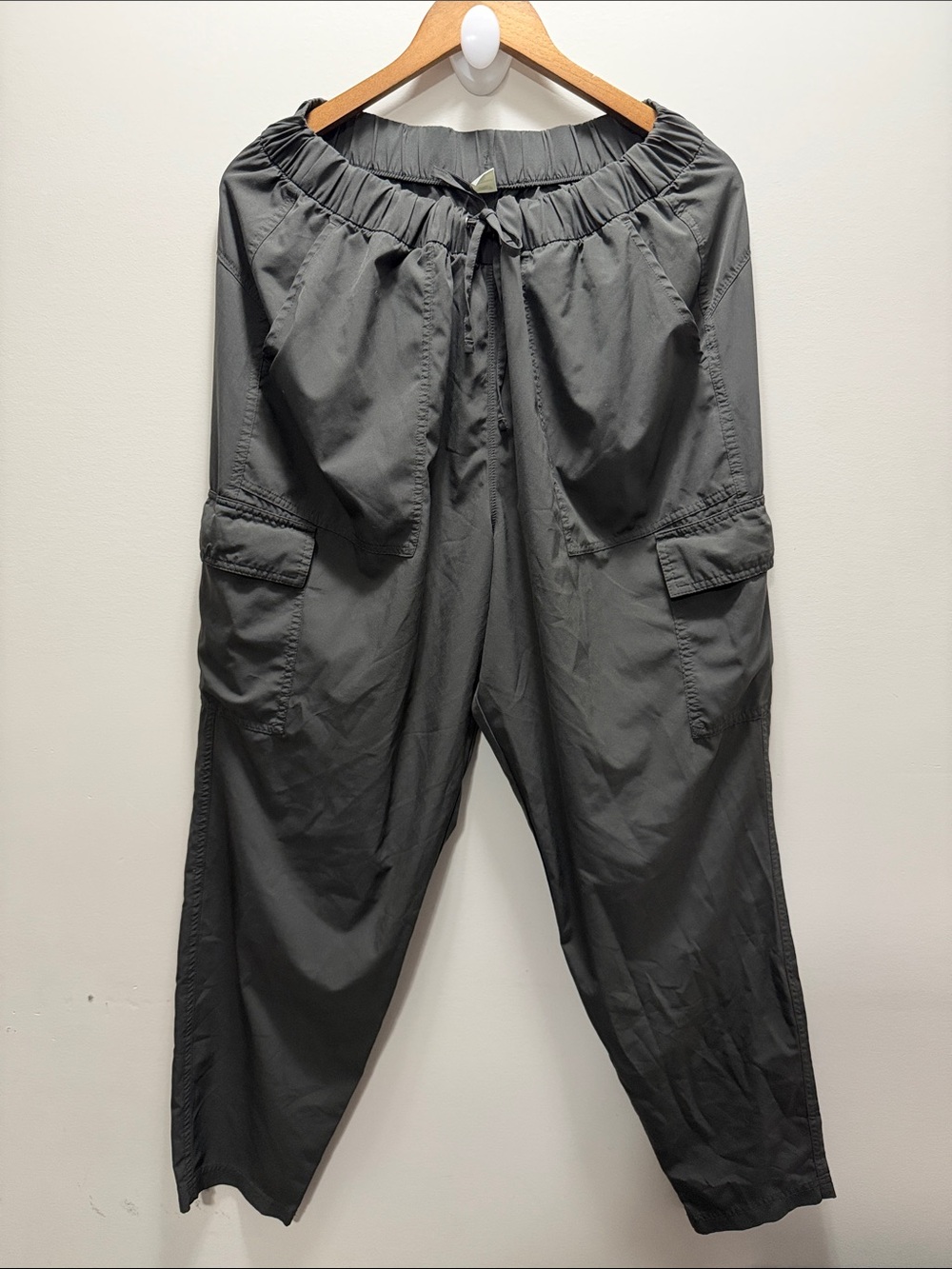 Old Navy Unisex Unifrom Green Color Cargo Joggers L42x 30Inseam